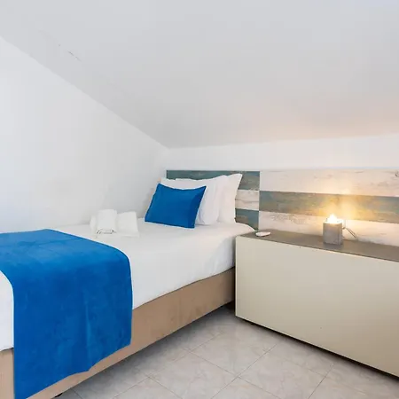 #197 Casa Gili 5br Family & Groups * البوفيرا