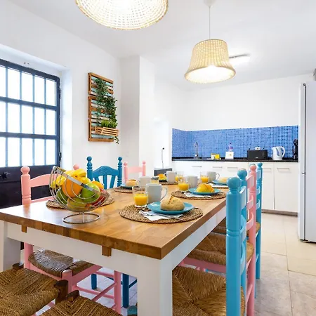 #197 Casa Gili 5br Family & Groups アルブフェイラ